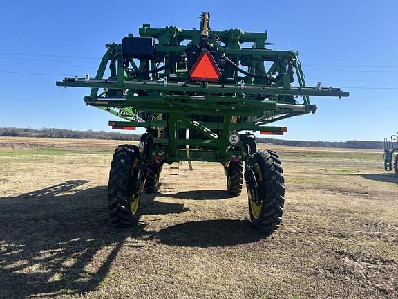 Image of John Deere R4038 equipment image 4