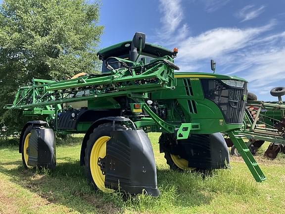 Image of John Deere R4030 equipment image 1