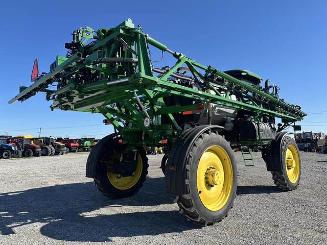 Image of John Deere R4038 equipment image 4