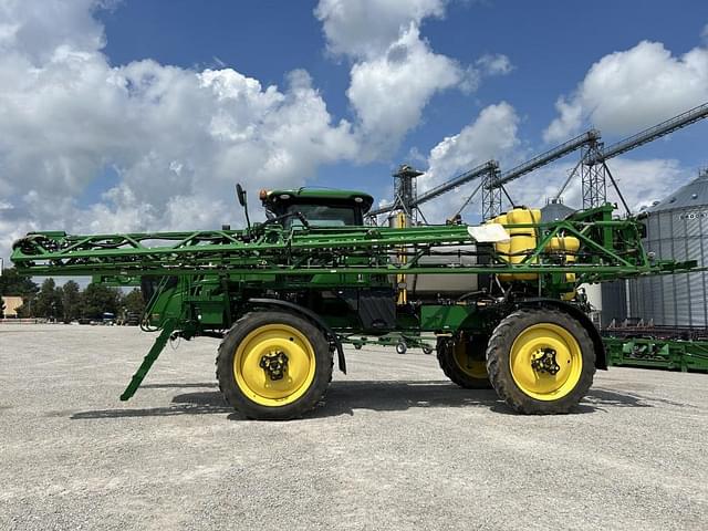 Image of John Deere R4038 equipment image 2
