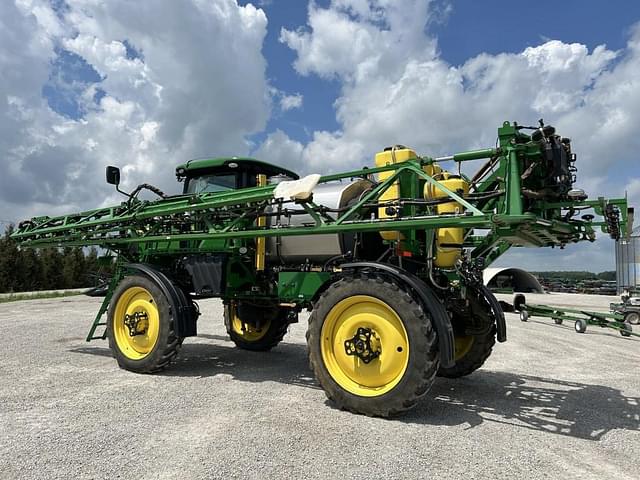 Image of John Deere R4038 equipment image 4