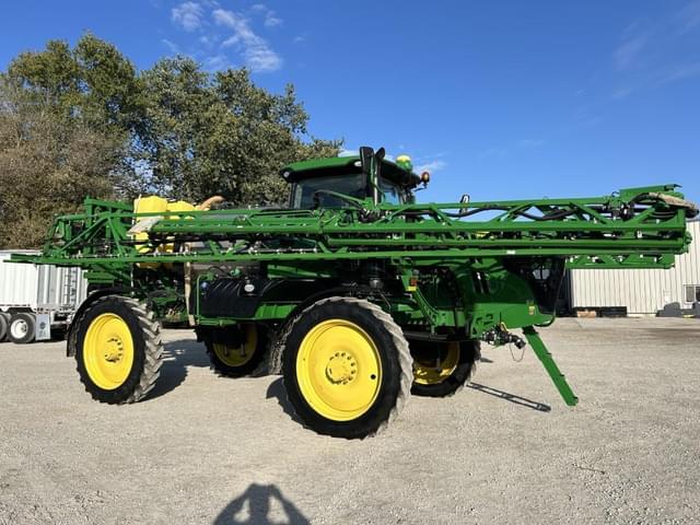 Image of John Deere R4038 equipment image 1