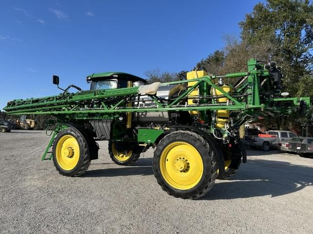 Image of John Deere R4038 equipment image 4