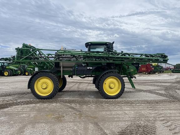 Image of John Deere R4038 equipment image 3