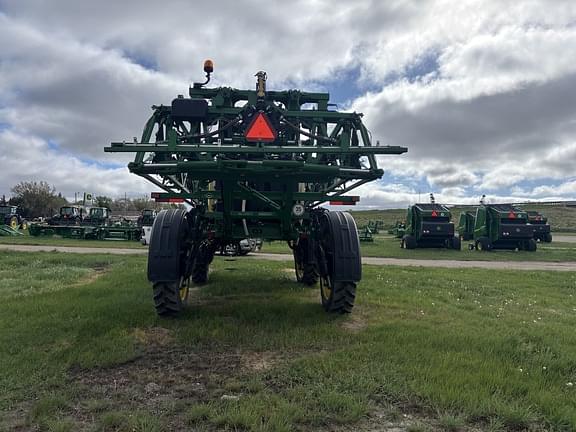 Image of John Deere R4038 equipment image 4