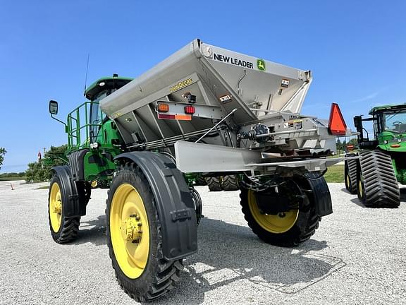 Image of John Deere R4038 equipment image 4
