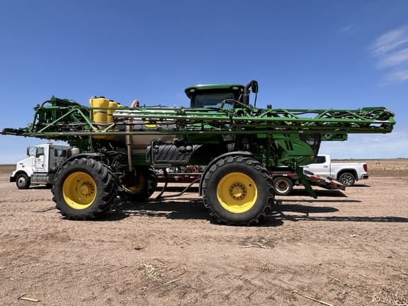 Image of John Deere R4038 equipment image 2