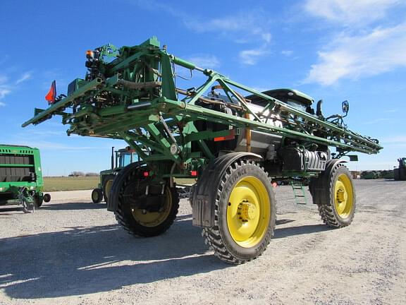 Image of John Deere R4038 equipment image 4