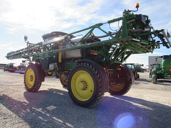 Image of John Deere R4038 equipment image 2