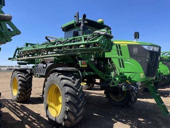 Main image John Deere R4038