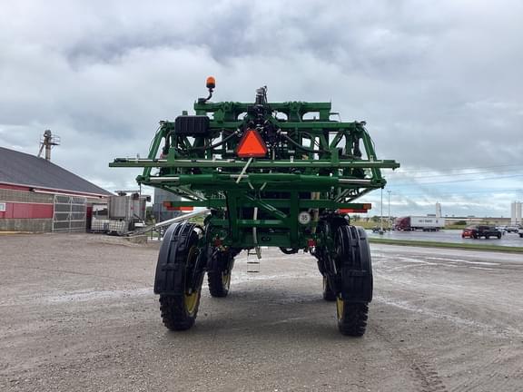 Image of John Deere R4038 equipment image 4