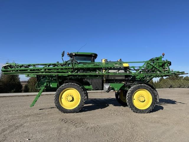 Image of John Deere R4038 equipment image 2