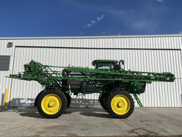Main image John Deere R4038