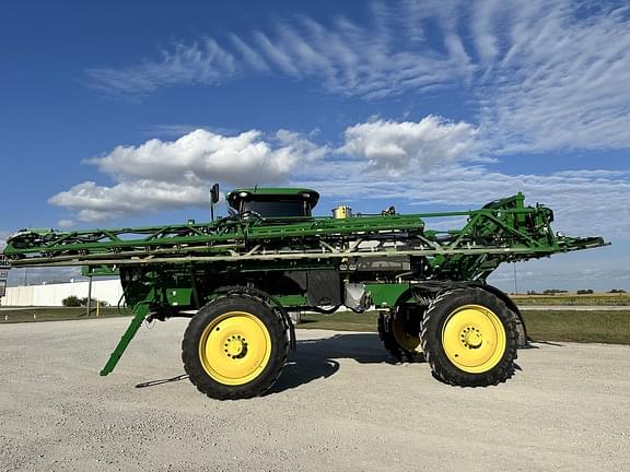 Image of John Deere R4038 equipment image 2