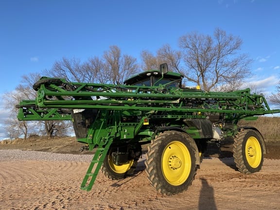 Main image John Deere R4038