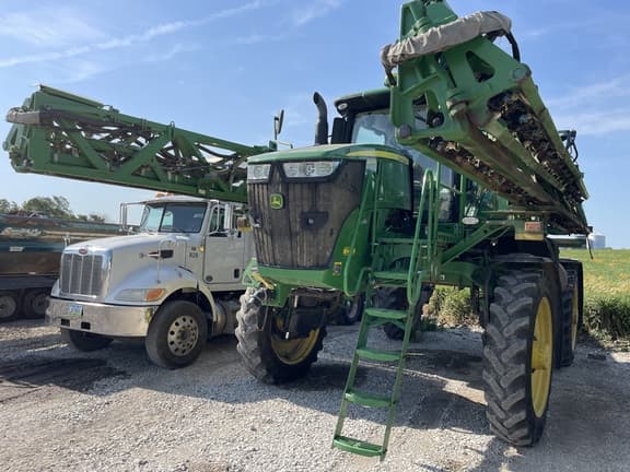 Image of John Deere R4038 equipment image 1