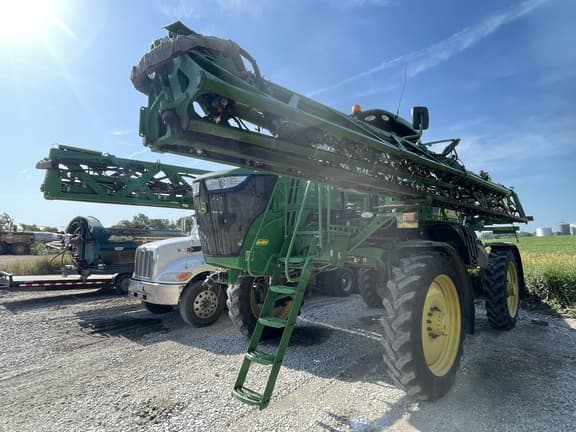 Image of John Deere R4038 equipment image 2