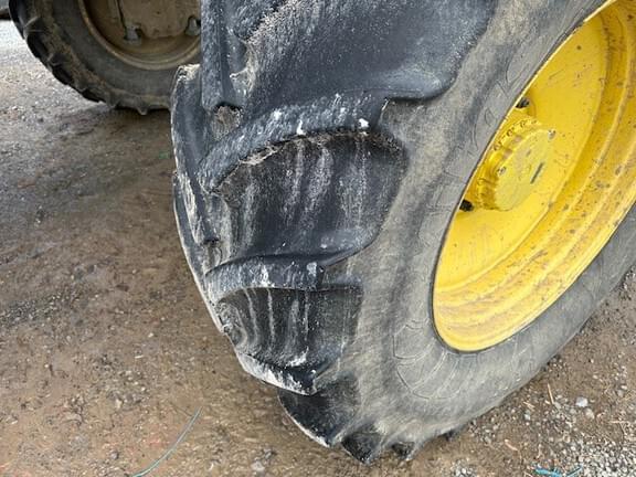 Image of John Deere R4038 equipment image 4