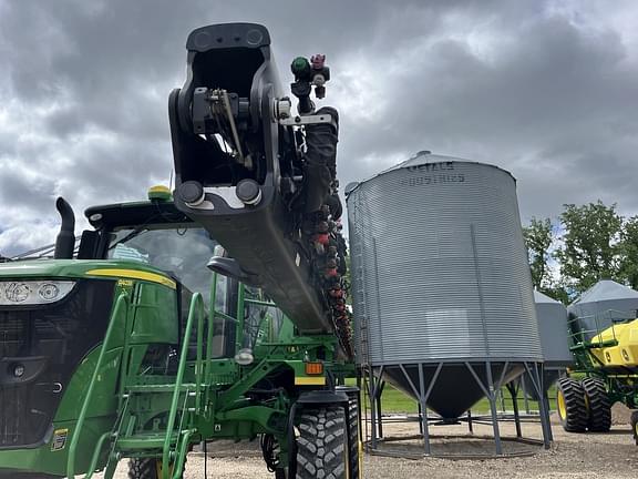 Image of John Deere R4038 equipment image 4