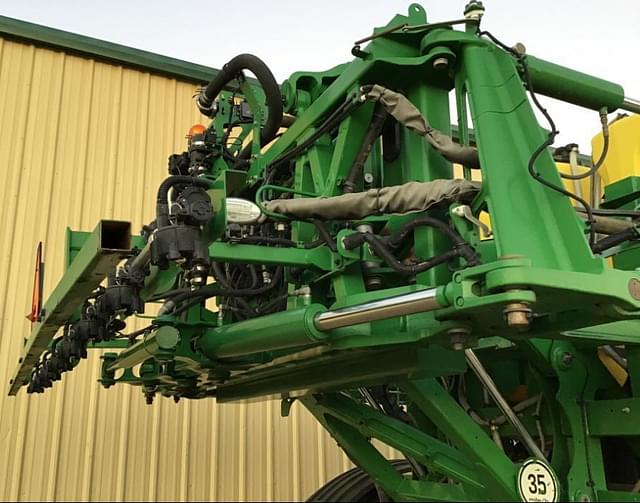 Image of John Deere R4038 equipment image 4