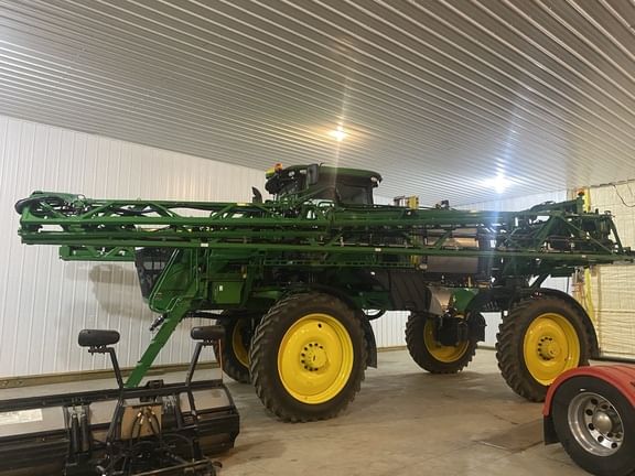 Main image John Deere R4038