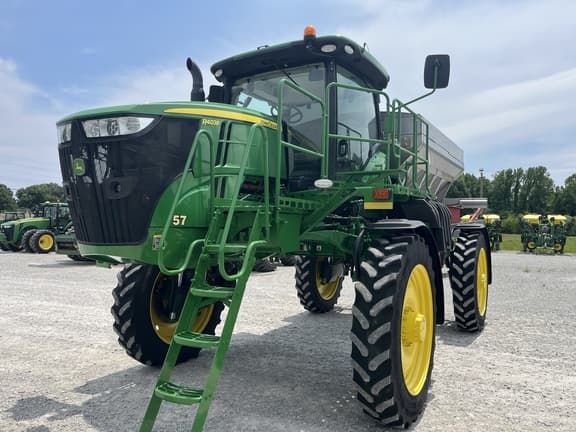 Image of John Deere R4038 equipment image 2