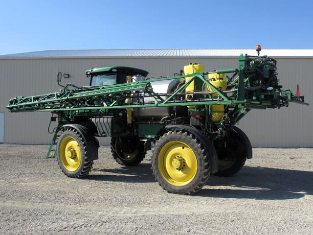 Image of John Deere R4038 equipment image 4