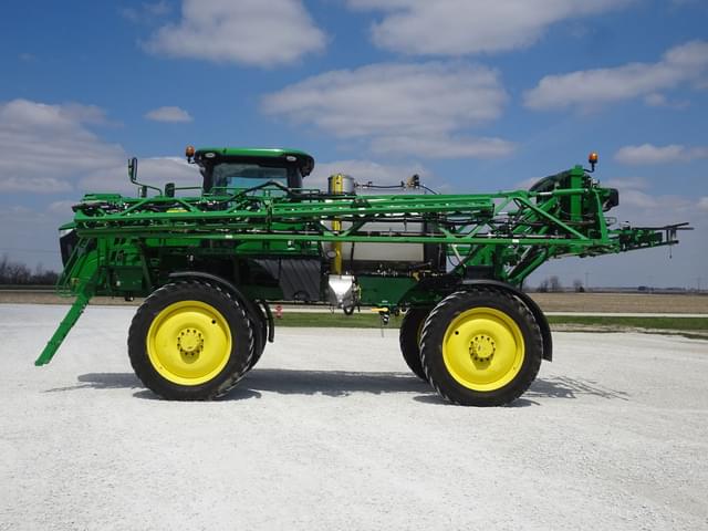 Image of John Deere R4038 equipment image 2
