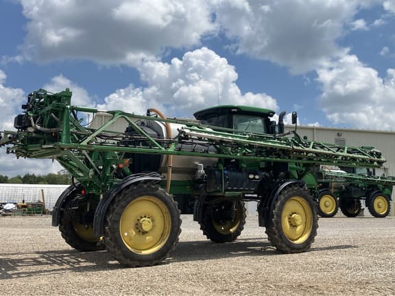 Image of John Deere R4038 equipment image 2