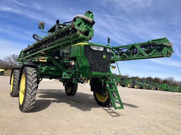 Image of John Deere R4038 equipment image 2