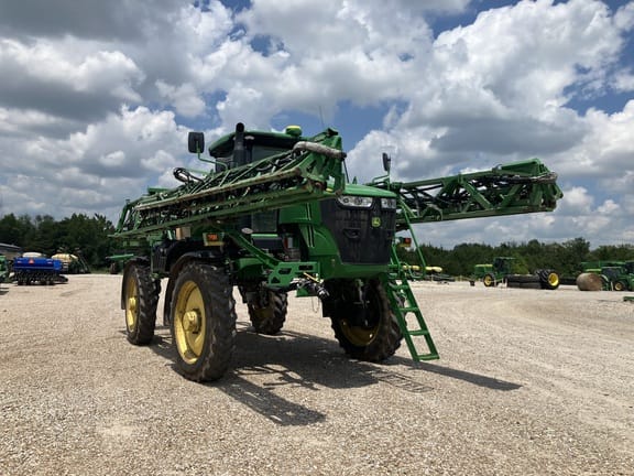 2021 John Deere R4038 Equipment Image0