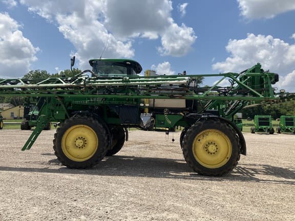 Image of John Deere R4038 equipment image 4