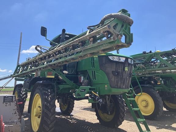 Image of John Deere R4038 equipment image 2