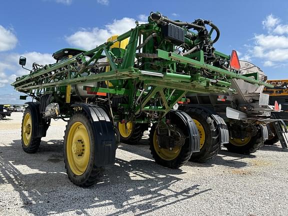 Image of John Deere R4038 equipment image 2