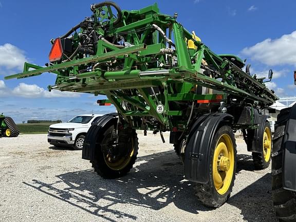 Image of John Deere R4038 equipment image 3