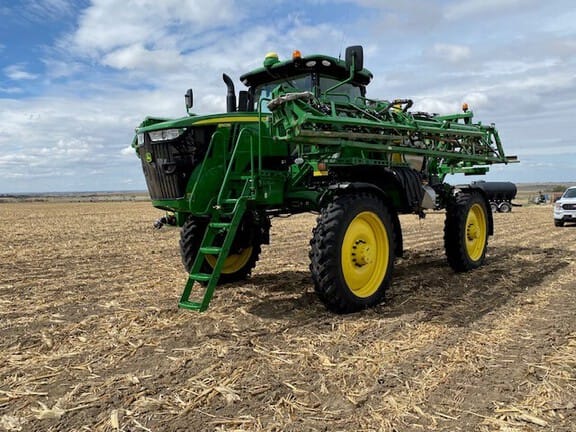 Main image John Deere R4038