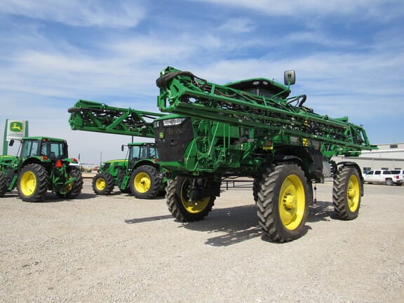 Main image John Deere R4038