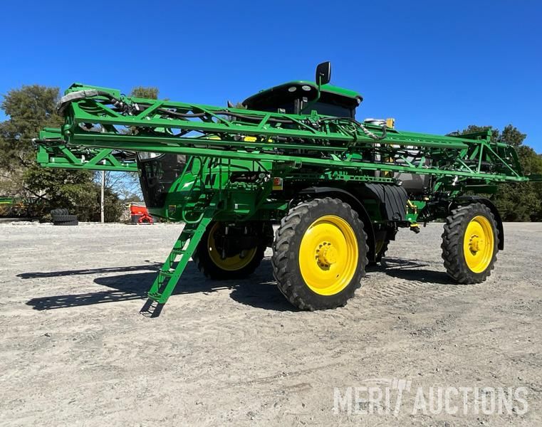 2021 John Deere R4038 Equipment Image0