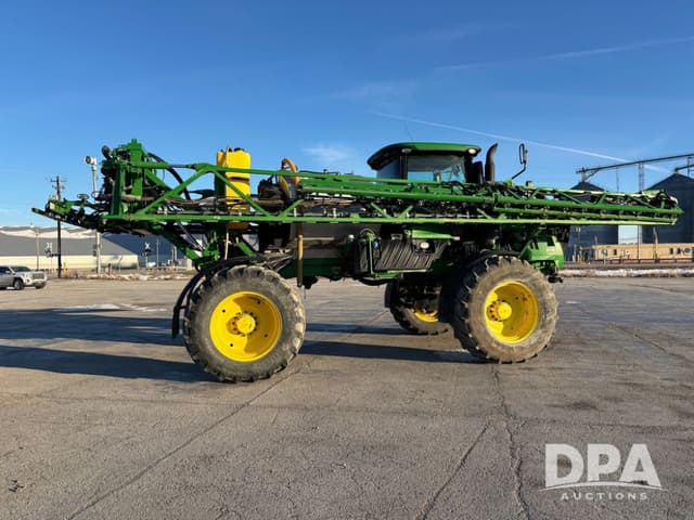 Image of John Deere R4030 equipment image 2