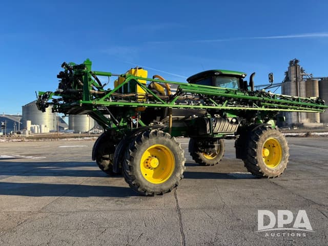 Image of John Deere R4030 equipment image 3