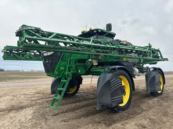Main image John Deere R4044