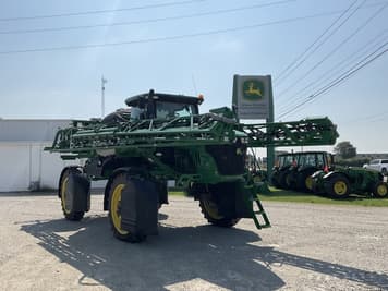 Main image John Deere R4044