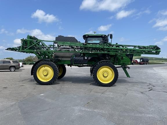 Image of John Deere R4044 Primary image