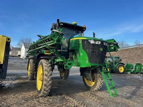 Image of John Deere R4044 equipment image 3