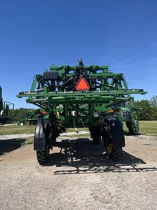 Image of John Deere R4044 equipment image 3