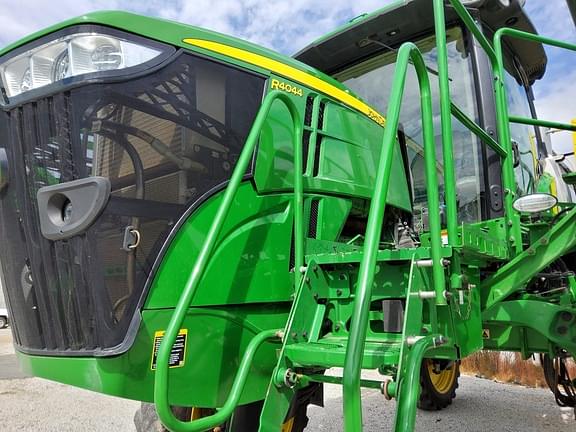 Main image John Deere R4044 25