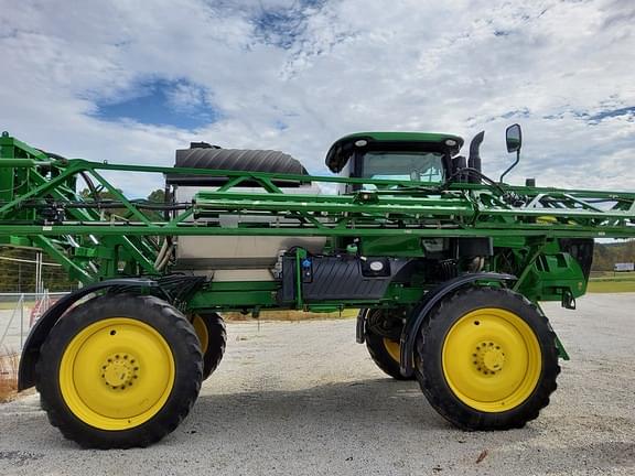 Main image John Deere R4044 6