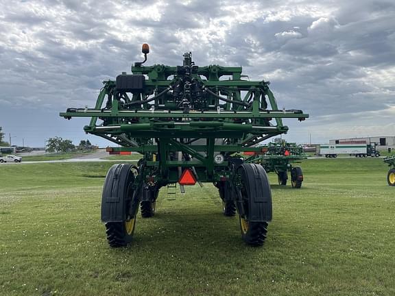 Image of John Deere R4044 equipment image 4