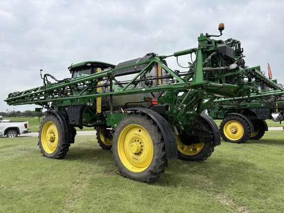 Image of John Deere R4044 equipment image 1