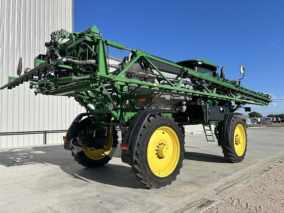 Image of John Deere R4044 equipment image 4